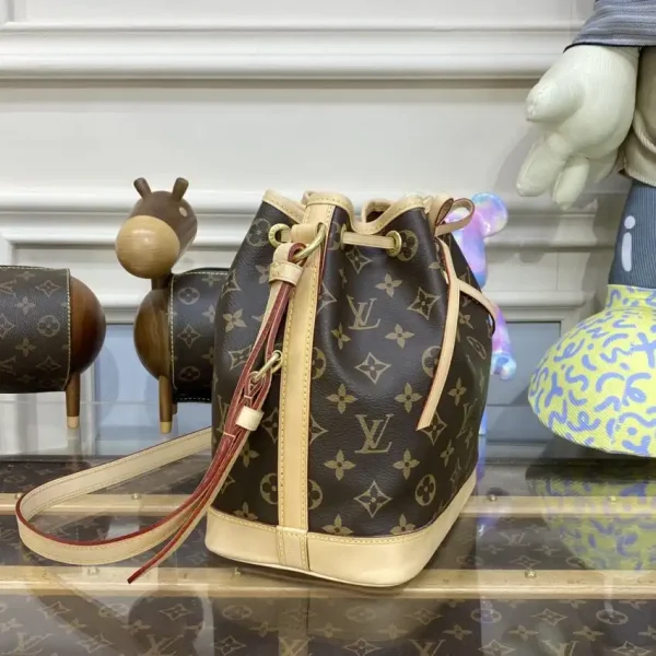 Louis Vuitton Noe  Bucket Brown - Image 2