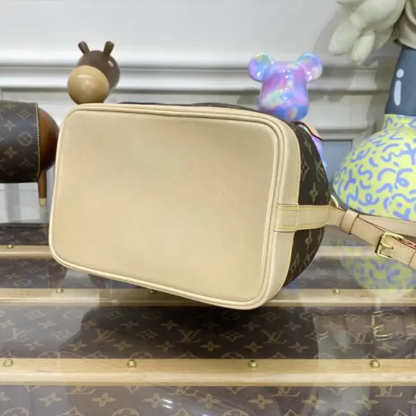 Louis Vuitton Noe  Bucket Brown - Image 6