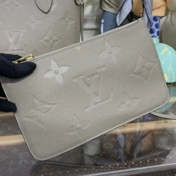 Louis Vuitton Neverfull MM  Beige - Image 5