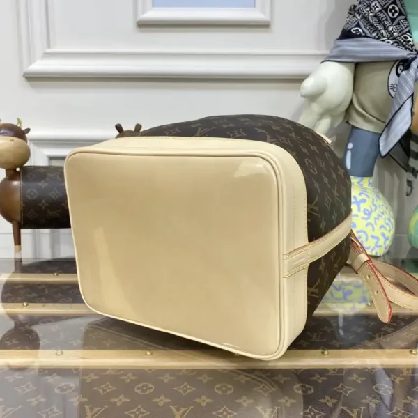 Louis Vuitton Noe  Bucket  MM Canvas - Image 8