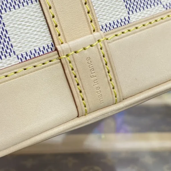 Louis Vuitton  Noe Bucket White Grid - Image 4