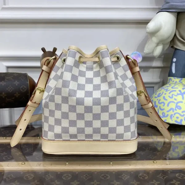 Louis Vuitton  Noe Bucket White Grid - Image 6