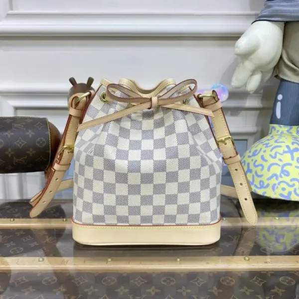 Louis Vuitton  Noe Bucket White Grid