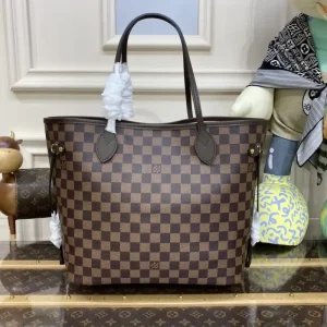 Louis Vuitton Neverfull MM  Grid Pink Inside