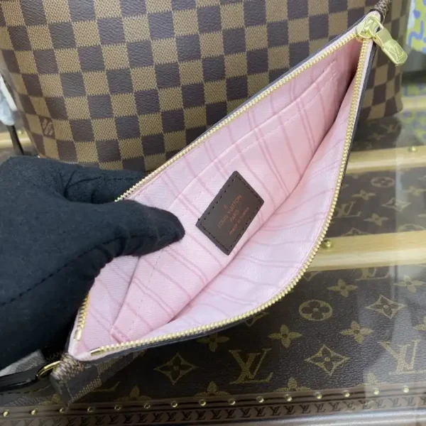 Louis Vuitton Neverfull MM  Grid Pink Inside - Image 8