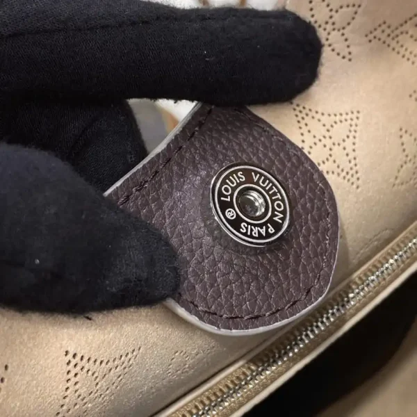 Louis Vuitton Carmel Brown - Image 2