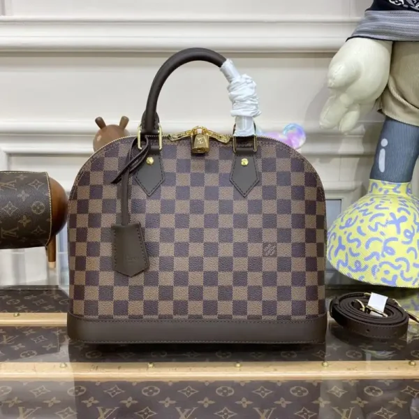 Louis Vuitton Alma PM