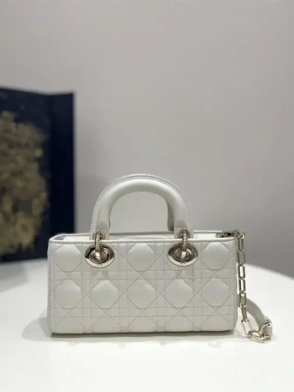 Dior Lady D-Joy Bag  White - Image 4