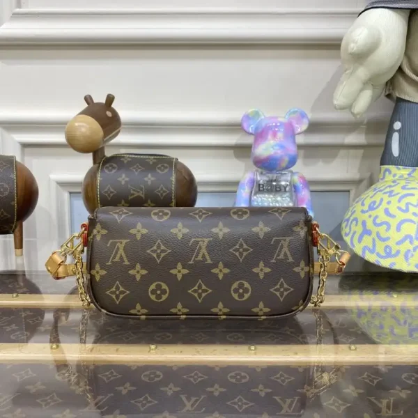 Louis Vuitton Wallet on Chain Ivy Brown - Image 4