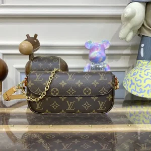 Louis Vuitton Wallet on Chain Ivy Brown