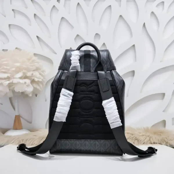 Dior Hit The Road Backpack  Diamond Black - Image 4