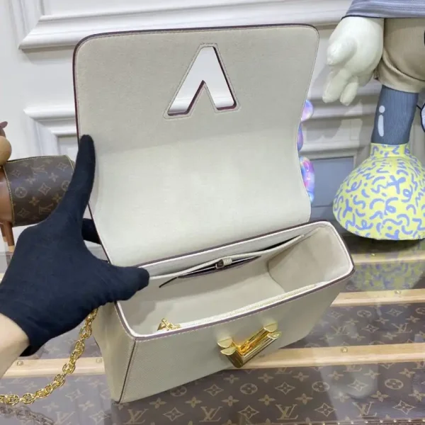 Louis Vuitton Twist Beige - Image 3