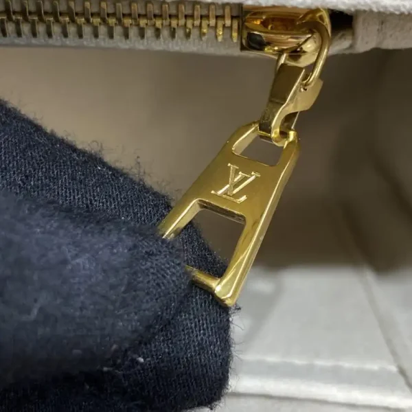 Louis Vuitton Twist Beige - Image 6