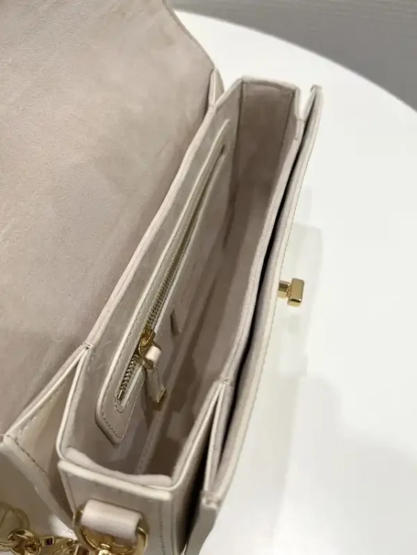 Dior 30 Montaigne Avenue Bag White - Image 6