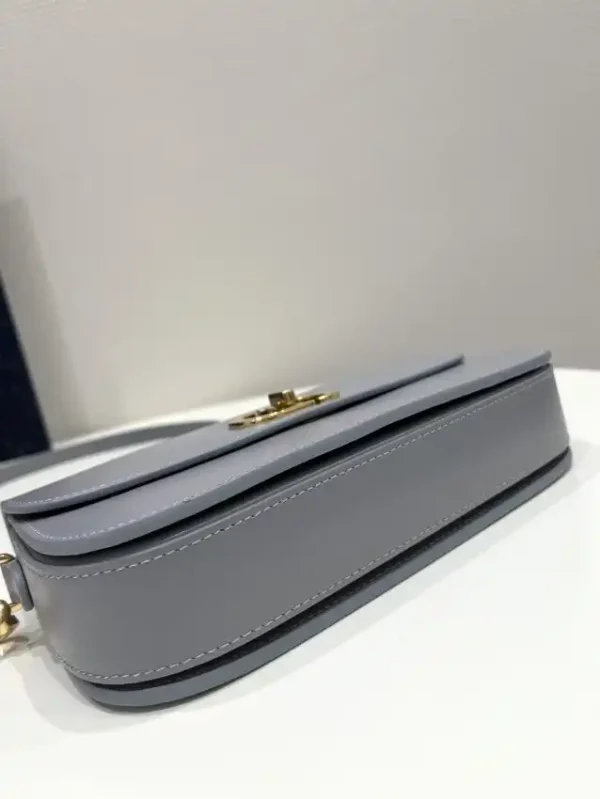 Dior 30 Montaigne Avenue Bag  Blue - Image 5