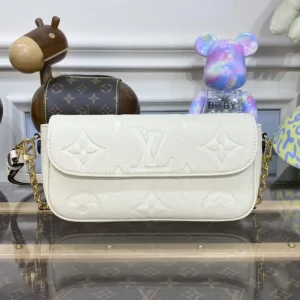 Louis Vuitton Wallet on Chain Ivy Full White