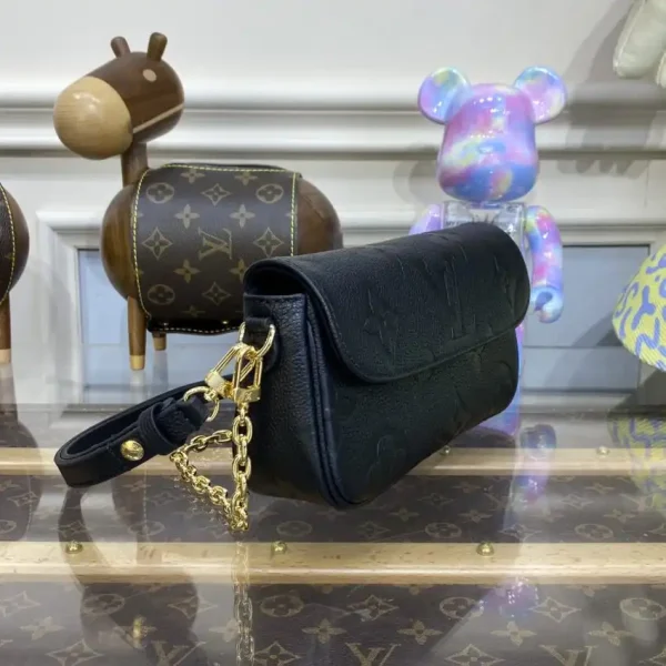 Louis Vuitton Wallet on Chain Ivy Black - Image 7