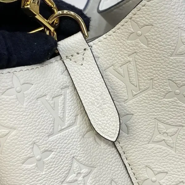Louis Vuitton Noe  Bucket White MM - Image 4