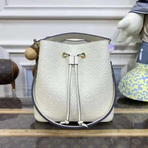 Louis Vuitton Noe  Bucket White MM