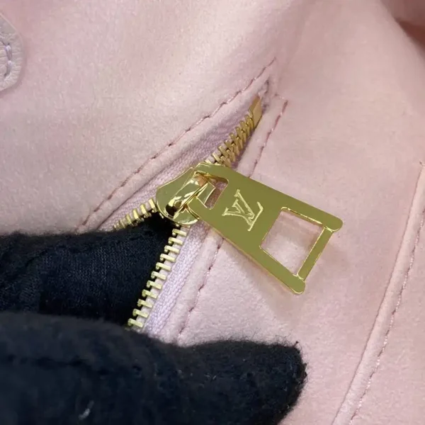 LV OnTheGo Pink - Image 6