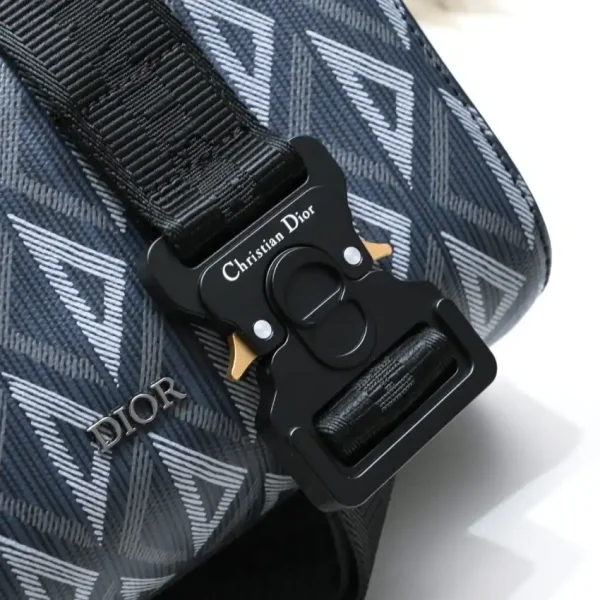 Dior Lingot 22 Diamond Blue - Image 3