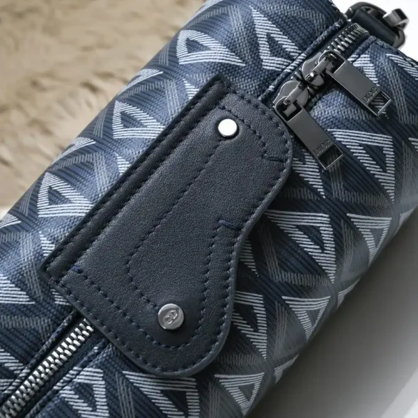 Dior Lingot 22 Diamond Blue - Image 7