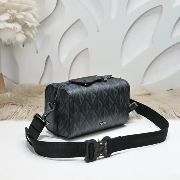 Dior Lingot 22  Diamond Black - Image 7
