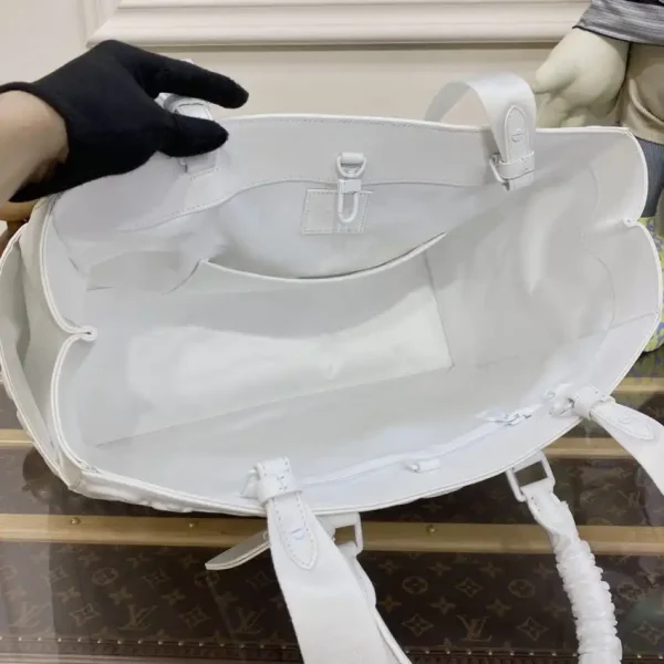 Louis Vuitton Sac Plat 24H White - Image 6
