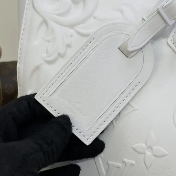 Louis Vuitton Sac Plat 24H White - Image 9