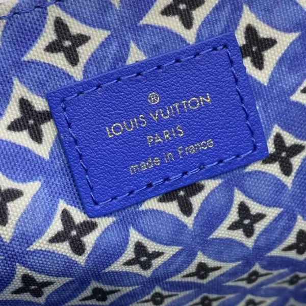 Louis Vuitton Pochette Metis Blue - Image 4