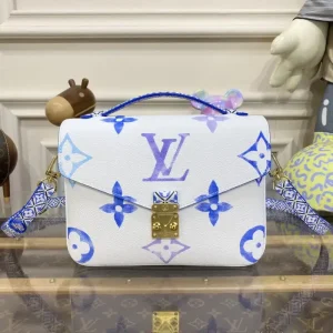 Louis Vuitton Pochette Metis Blue