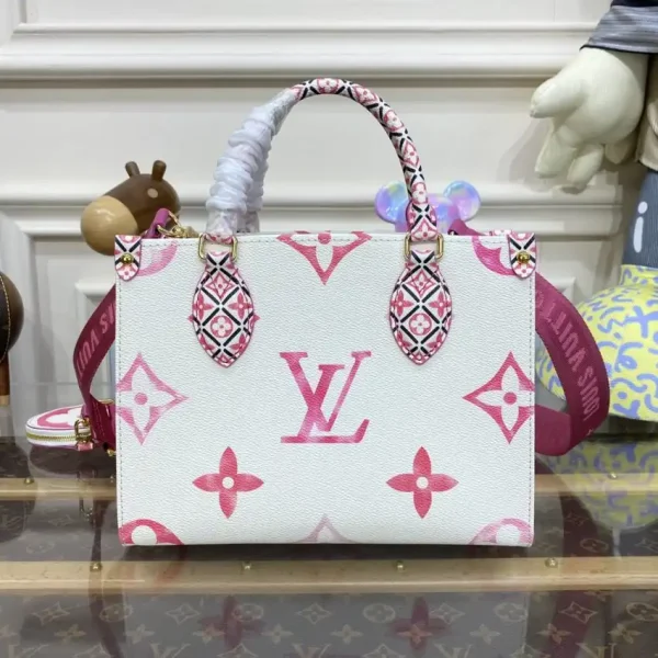 LV OnTheGo PM Pink&White - Image 4