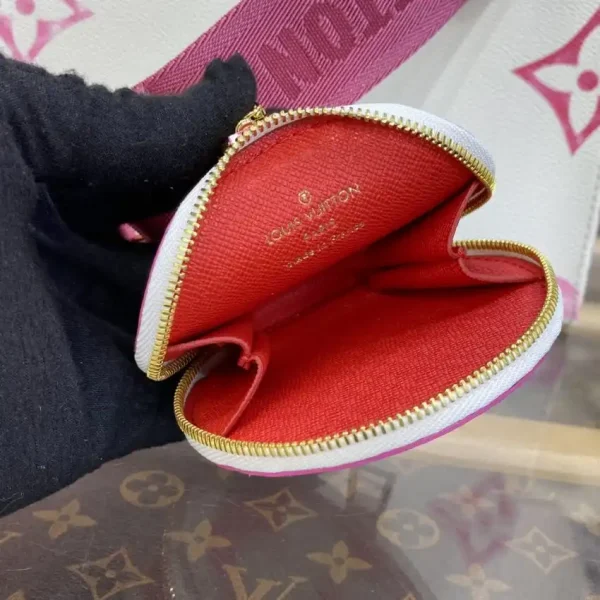 LV OnTheGo PM Pink&White - Image 8