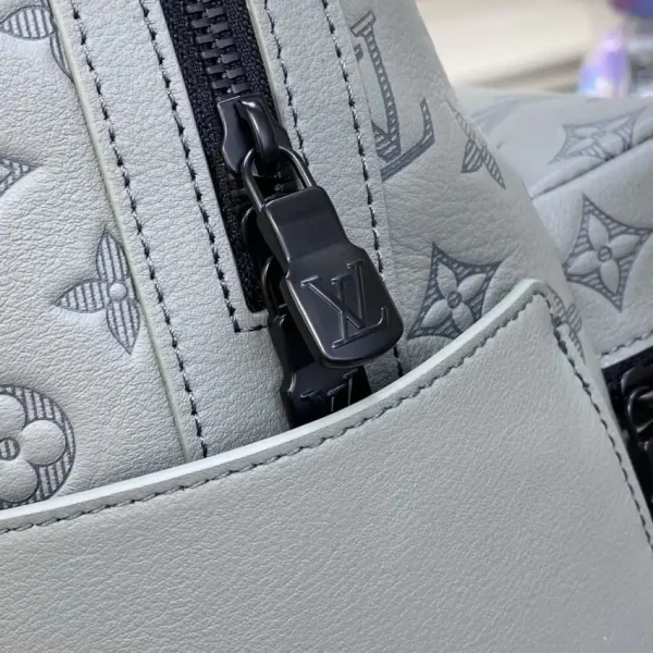 Louis Vuitton Discovery Backpack White - Image 4