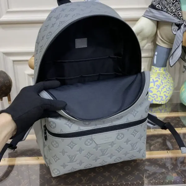 Louis Vuitton Discovery Backpack White - Image 8