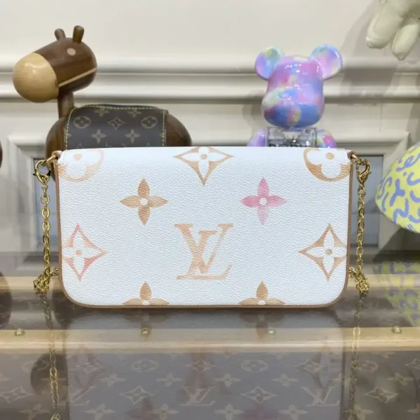 Louis Vuitton Felicie Pochette White Apricot - Image 5