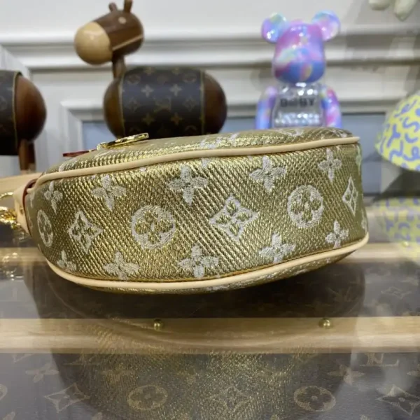 Louis Vuitton Loop Golden Canvas - Image 2