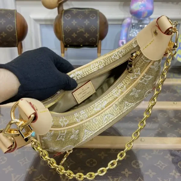 Louis Vuitton Loop Golden Canvas - Image 7