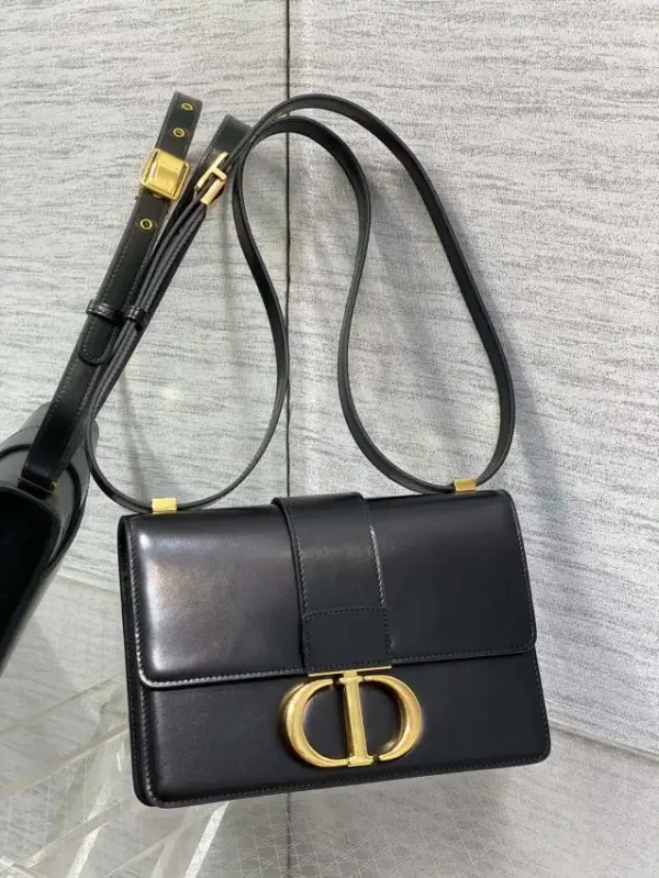 Dior 30 Montaigne Back - Image 6