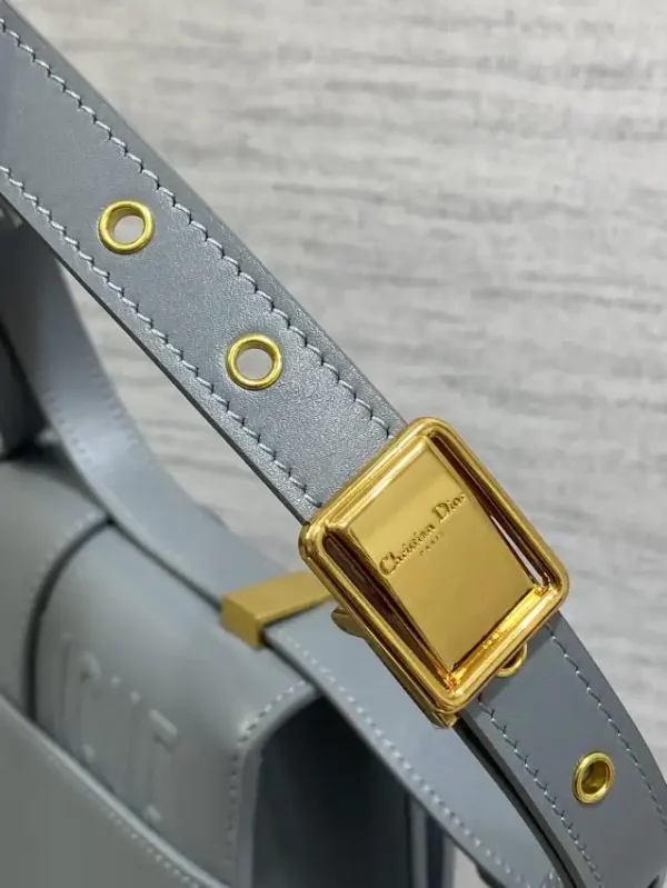 Dior 30 Montaigne Blue - Image 2