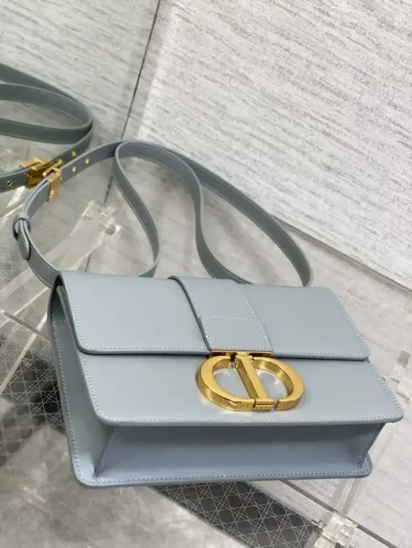 Dior 30 Montaigne Blue - Image 10