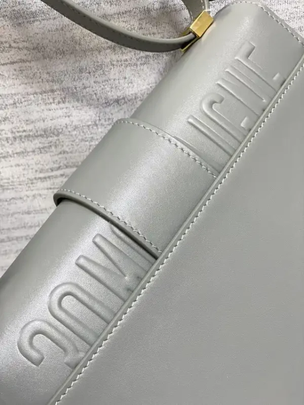 Dior 30 Montaigne Grey - Image 6