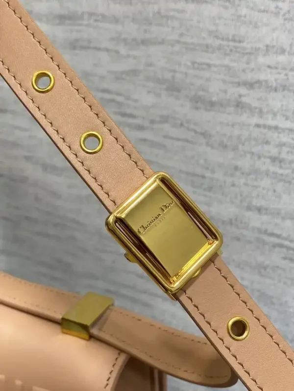 Dior 30 Montaigne Apricot - Image 3