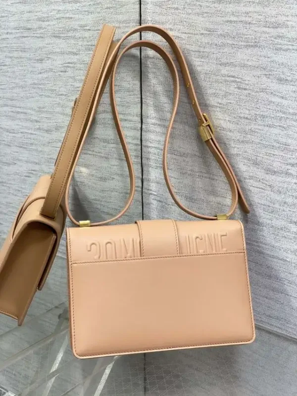 Dior 30 Montaigne Apricot - Image 5