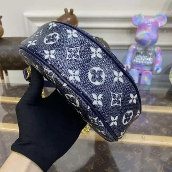 Louis Vuitton Loop Denim Canvas - Image 8
