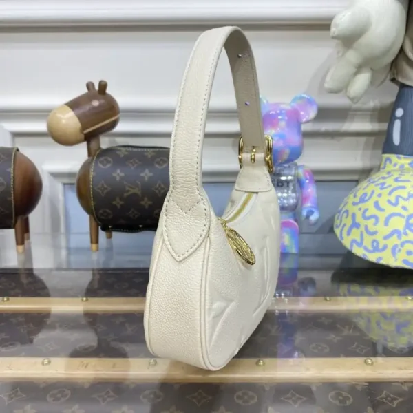 Louis Vuitton Mini Moon White - Image 4