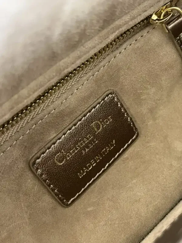 Lady Dior Golden Metallic ABC - Image 9