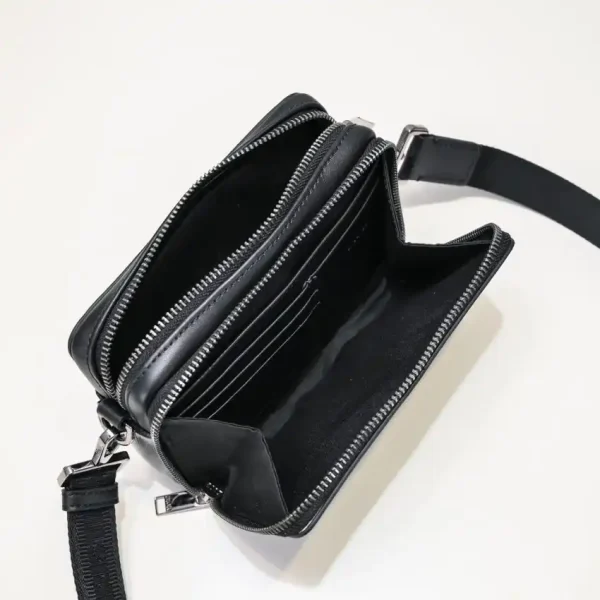 Dior Zipped Pouch  Diamond Black - Image 2