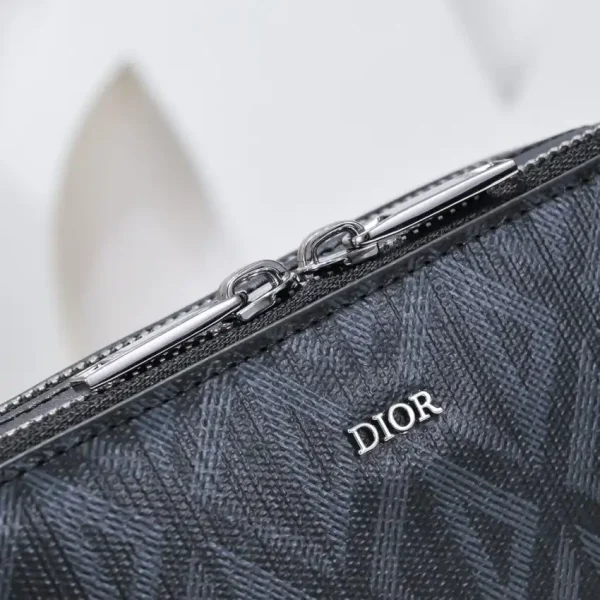 Dior Zipped Pouch  Diamond Black - Image 5