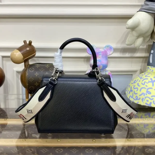Louis Vuitton Cluny Mini Black - Image 4